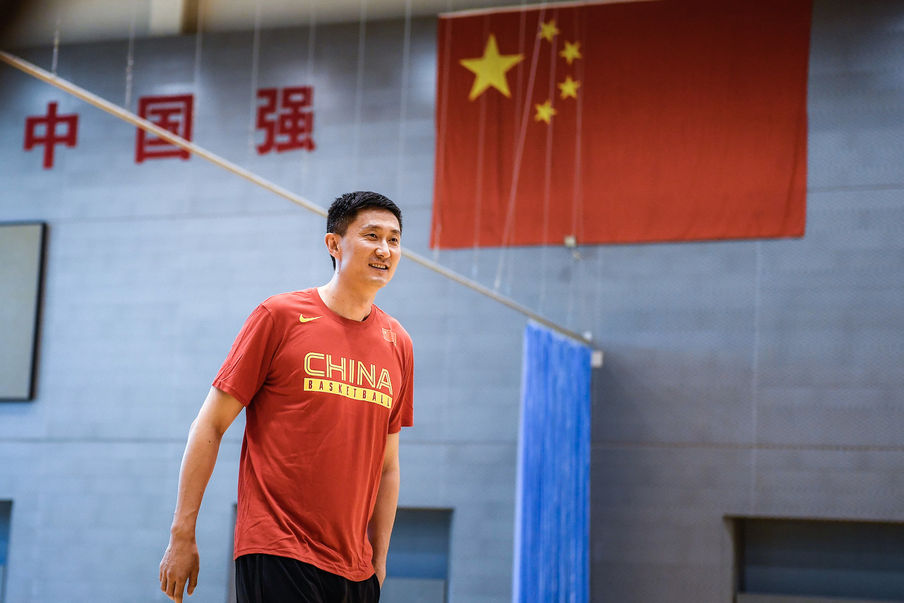 官方：李楠下课 杜锋接任中国男篮主教练职务