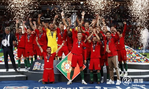 C罗发文鼓励葡萄牙队友：明天开始欧国联卫冕