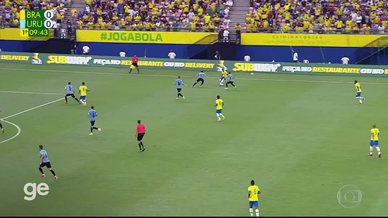 【集锦】世预赛-内马尔1射2传拉菲尼亚双响 巴西4-1乌拉圭