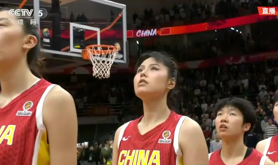 吧友们来看看中国女篮队员脸部大特写！队员们颜值都杠杠的